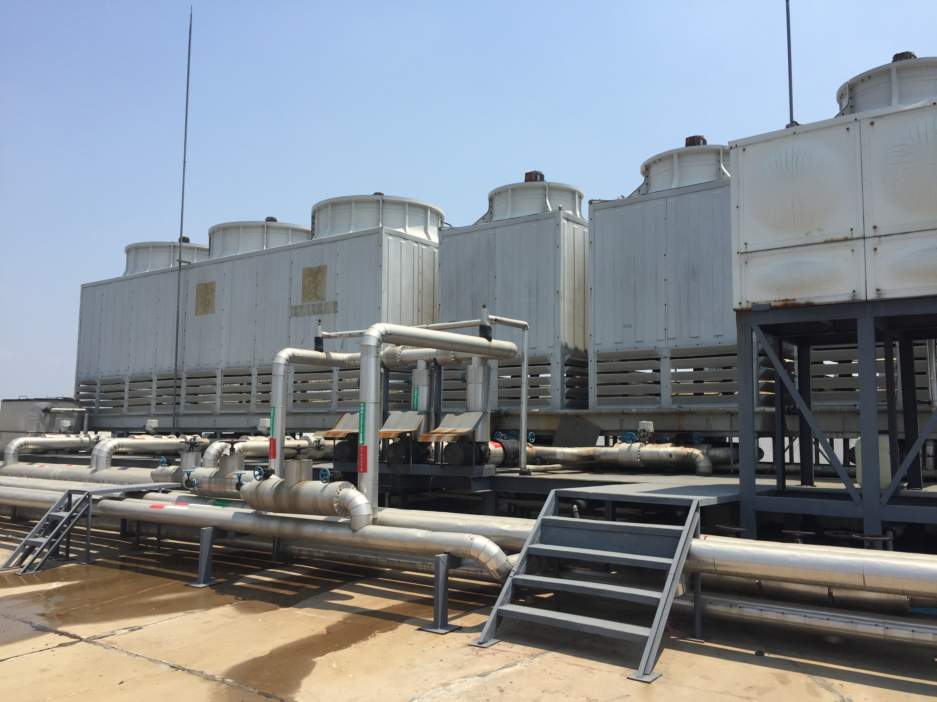 風(fēng)冷低溫冷水機(jī)組