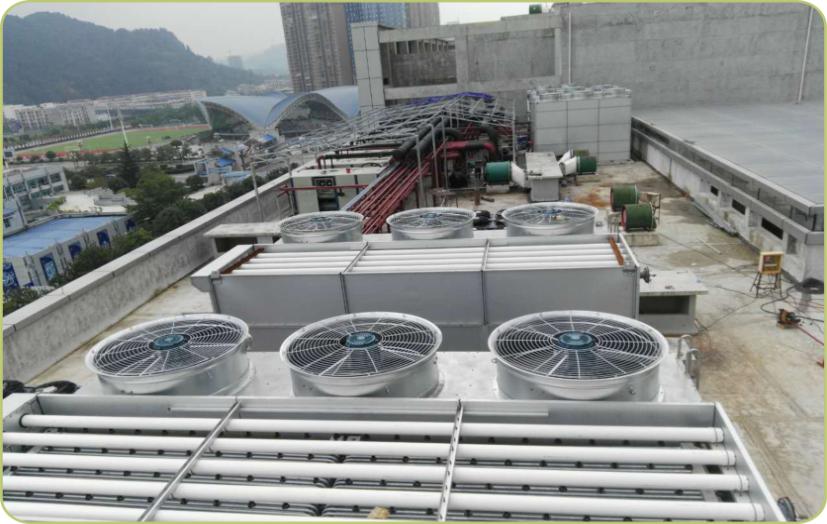 超低溫?zé)岜脵C組